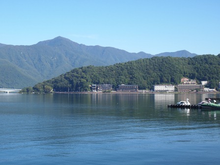 1316613235-464776279 Kawaguchiko-河口湖風光明媚