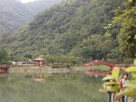1317384384-1705825971 員山-望龍埤