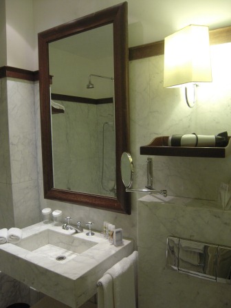 1322898142-3484653878 Paris-Hotel Lancaster