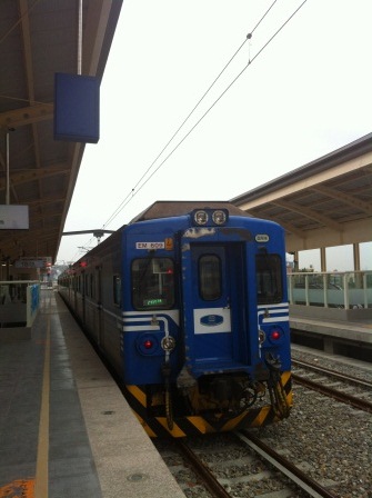 1322899568-843185957 竹北-六家車站