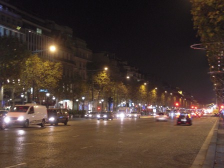 1323874084-3195988077 Paris-走馬看花 香榭麗舍大道/凱旋門/聖母院/羅浮宮/塞納河