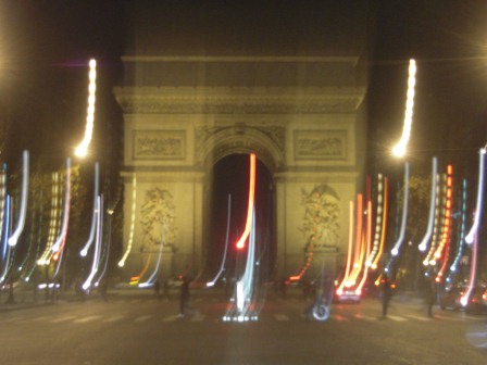 1323874102-4115620165 Paris-走馬看花 香榭麗舍大道/凱旋門/聖母院/羅浮宮/塞納河