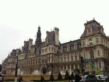 1323874118-3719769933 Paris-走馬看花 香榭麗舍大道/凱旋門/聖母院/羅浮宮/塞納河