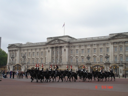 1323959296-3746053972 London-白金漢宮/聖詹姆士公園/西敏寺/國會大廈/大笨鐘