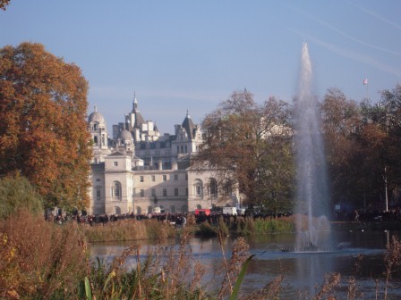 1323959325-2094091960 London-白金漢宮/聖詹姆士公園/西敏寺/國會大廈/大笨鐘