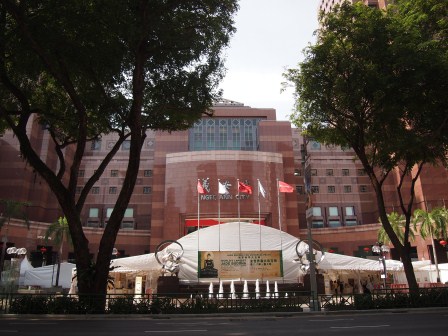 1329234897-1093554182 Singapore-Orchard Road烏節路好好逛