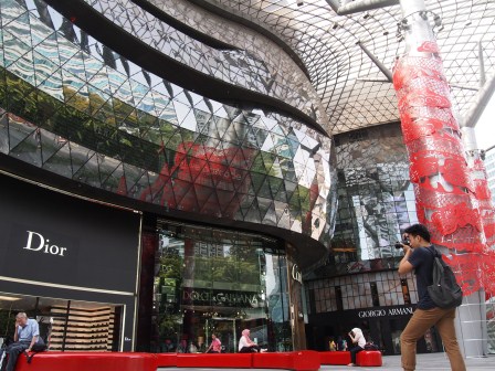 1329234913-2177370017 Singapore-Orchard Road烏節路好好逛