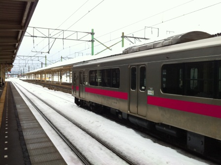 1330330704-1930630910 Tsuruoka-往鶴岡的路上 雪景美不勝收