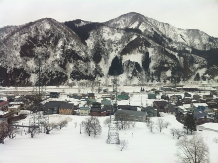 1330330708-913759822 Tsuruoka-往鶴岡的路上 雪景美不勝收