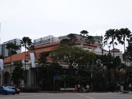 1332036142-1275683167 Singapore-City Hall市政府站
