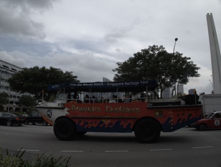 1332036144-4093871168 Singapore-City Hall市政府站