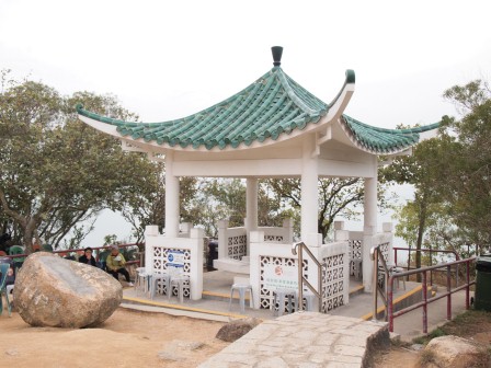 1333722486-1230340808 HK-南Y島之硬是要行山