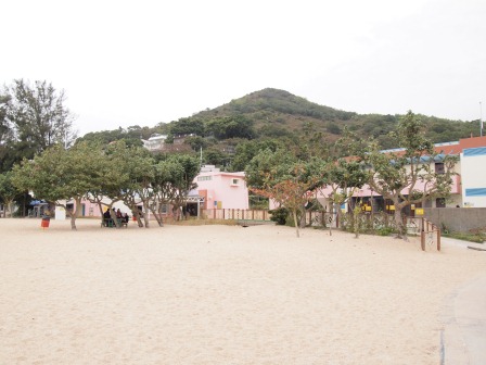1333722486-2932352606 HK-南Y島之硬是要行山