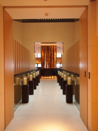 1335785673-2642630863 HK-Cafe Gray Deluxe 早餐(Upper House 49F)