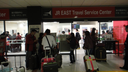 1336578053-3237999001 Tokyo-啟程 與JR East Pass一起出發(2012東北秘湯追櫻之旅Day1-1)