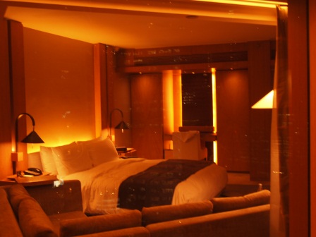 1336792953-373688739 HK-Upper House奕居酒店