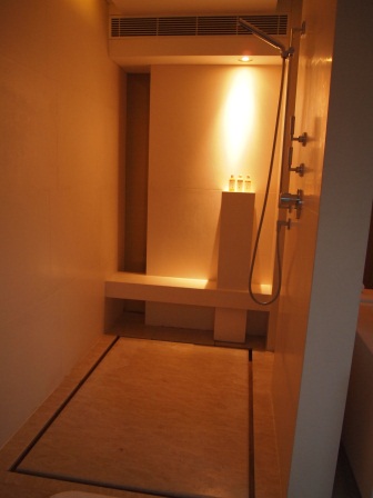 1336792958-3975150784 HK-Upper House奕居酒店