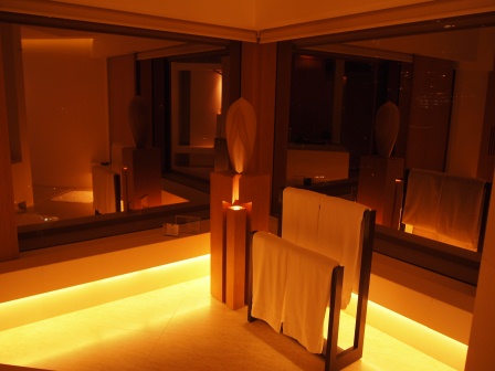 1336792959-3083554243 HK-Upper House奕居酒店