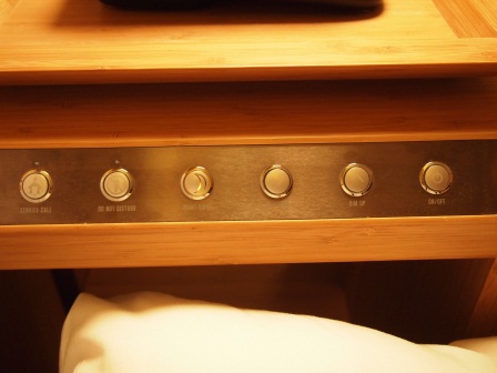 1336792959-3189018852 HK-Upper House奕居酒店