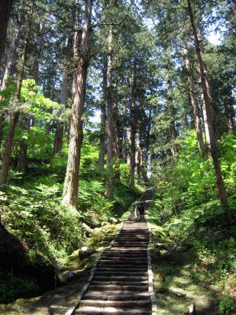 1339230551-810405609 Tsuruoka-米其林三星景點 2446階的試煉/出羽三山神社的修行/國寶五重塔