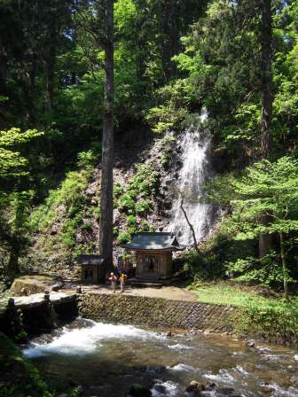 1339230652-2237911170 Tsuruoka-米其林三星景點 2446階的試煉/出羽三山神社的修行/國寶五重塔