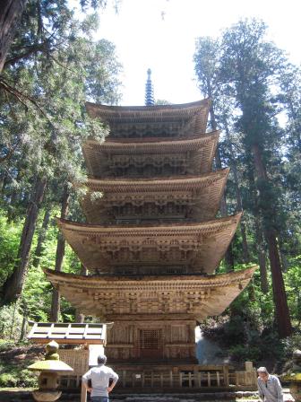 1339231281-3791899558 Tsuruoka-米其林三星景點 2446階的試煉/出羽三山神社的修行/國寶五重塔