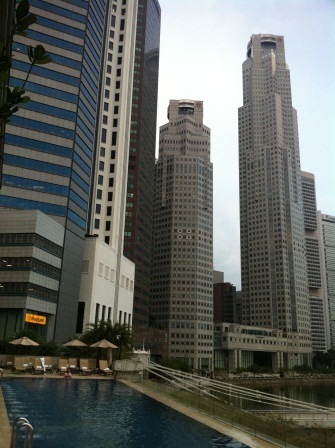 1340283094-2685091375 Singapore-The Fullerton Hotel精緻小而美的泳池畔