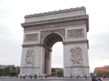 1342450974-3171904541 Paris-凱旋門Arc de Triomphe拿破崙的遺憾啊(2012旋風歐洲五國之八)