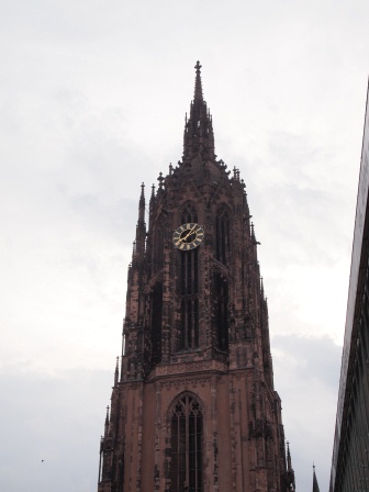 1342622550-2018988029 Frankfurt-美因河畔 原來法蘭克福一點都不大阿(2012旋風歐洲五國之十)