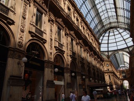 1343705265-1708031992 Milano-艾曼紐二世迴廊與精品店(2012旋風歐洲五國之四)