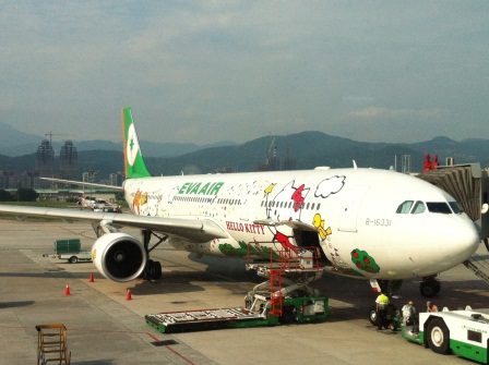 1348327078-103159601 2012台北東京 又見Hello Kitty一整個死纏爛打的緣分