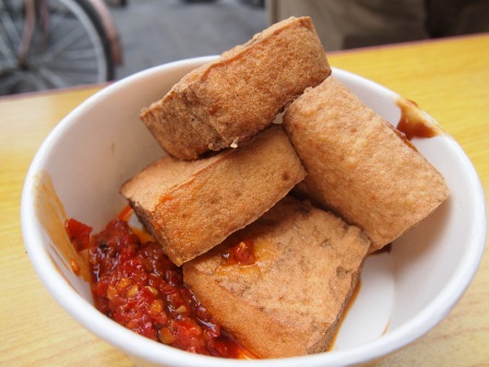 1348842216-1330325328 Shanghai-豫園風景拋腦後 小籠包優先之南翔饅頭店