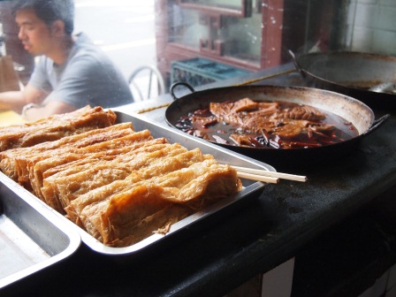 1348842216-3500678540 Shanghai-豫園風景拋腦後 小籠包優先之南翔饅頭店