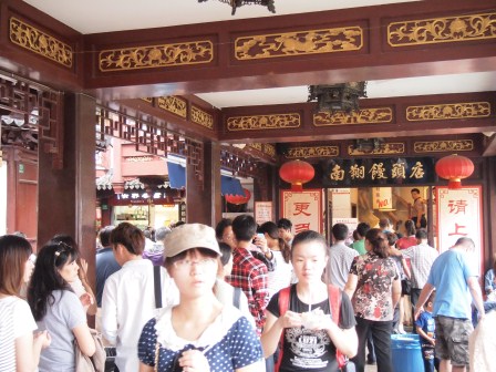 1348842219-4094655331 Shanghai-豫園風景拋腦後 小籠包優先之南翔饅頭店