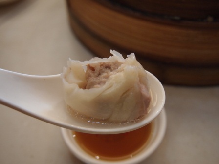 1350539787-2393119951 Shanghai-佳家湯包  皮薄餡足湯汁多