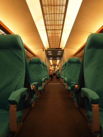 1350626993-3990062798 Shanghai-上海磁浮列車  全球首發