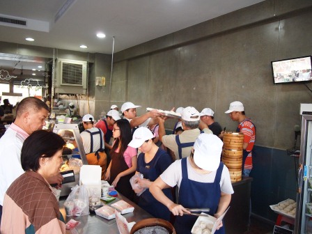 1350783596-1408337168 新竹-新竹也有排隊早餐 欣園早點