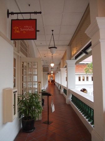 1352461540-3545001716 Singapore-隱身Raffles Hotel內的微熱山丘