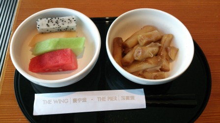 1352472219-3466639477 2012台北香港新加坡第四回之會吵的乘客有糖吃
