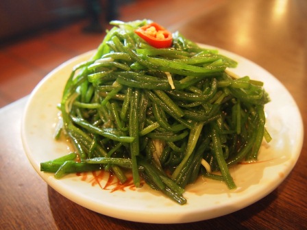 1352901873-2540414880 竹北-文化城牛肉麵  以豬之名