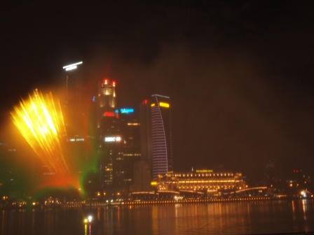 1353585791-1241488672 Singapore-Marina Bay Sands金沙雷射燈光音樂水舞秀 一整個驚喜滿滿的Wonder Full