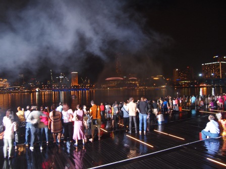 1353585791-2882917982 Singapore-Marina Bay Sands金沙雷射燈光音樂水舞秀 一整個驚喜滿滿的Wonder Full