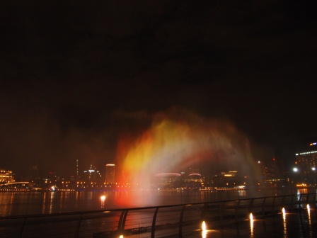 1353585793-921918702 Singapore-Marina Bay Sands金沙雷射燈光音樂水舞秀 一整個驚喜滿滿的Wonder Full