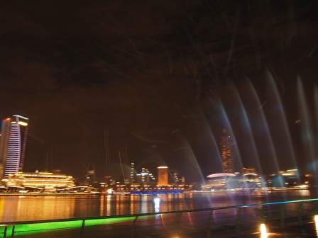 1353585795-923019325 Singapore-Marina Bay Sands金沙雷射燈光音樂水舞秀 一整個驚喜滿滿的Wonder Full