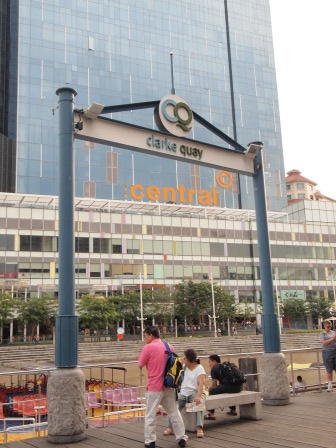 1353938809-1151919608 Singapore-Clarke Quay克拉碼頭的異國風情