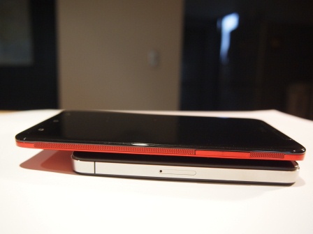 1356237620-1545651676 hTC蝴蝶機 翩翩起舞之掰掰蘋果
