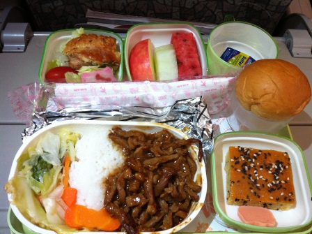 1356276919-2657165601 2012台北東京Kitty飛行最終回 末日後的首次飛行