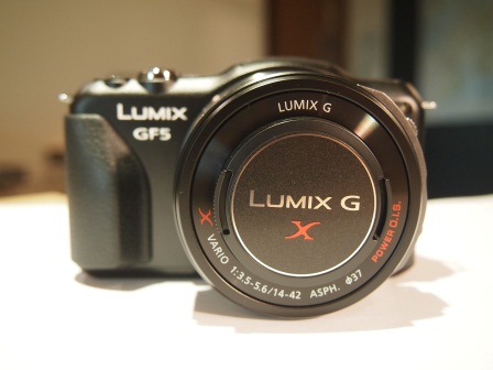 1356535587-3621257453 Panasonic GF5X貪小便宜之只有日文版可用