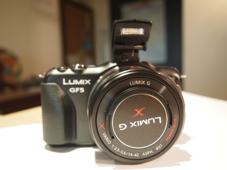 1356535589-30760276 Panasonic GF5X貪小便宜之只有日文版可用