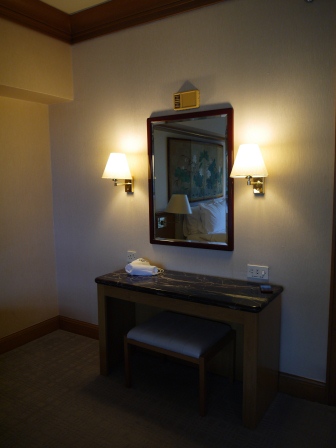 1358059527-3367367676 Singapore-Fairmont Singapore Hotel